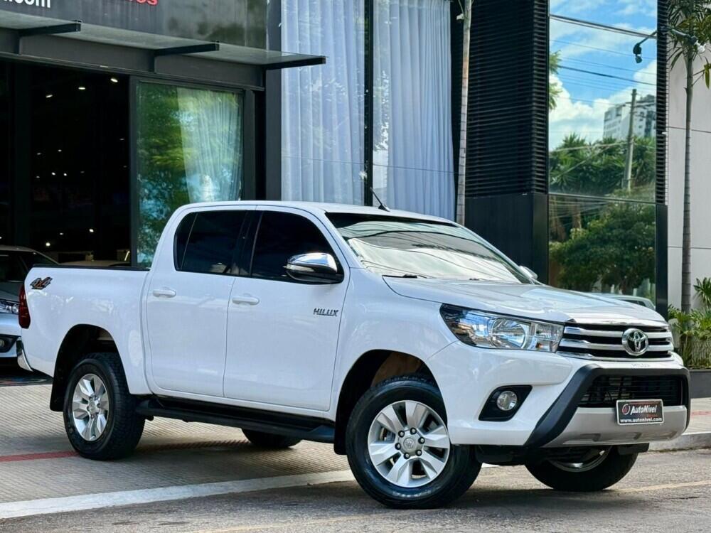 Toyota Hilux CD