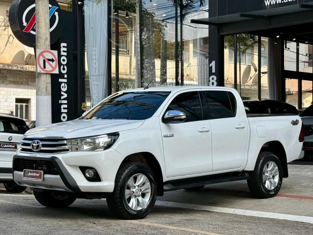 Toyota Hilux CD