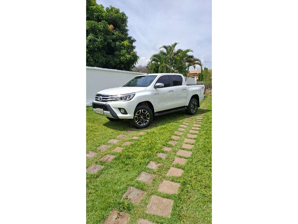 Toyota Hilux CD