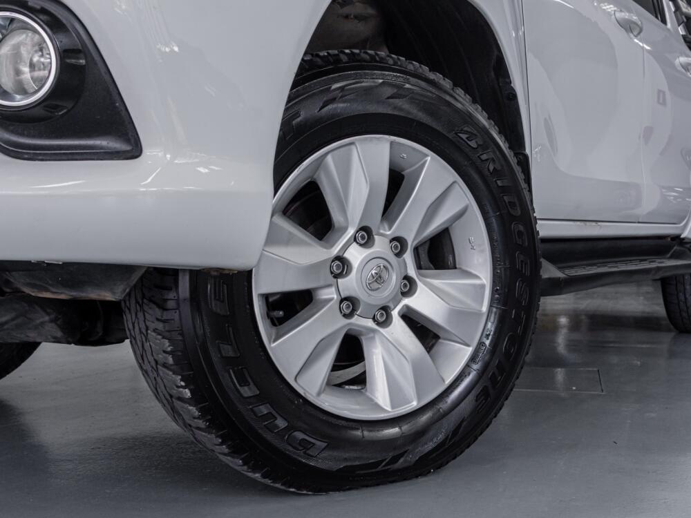 Toyota Hilux CD