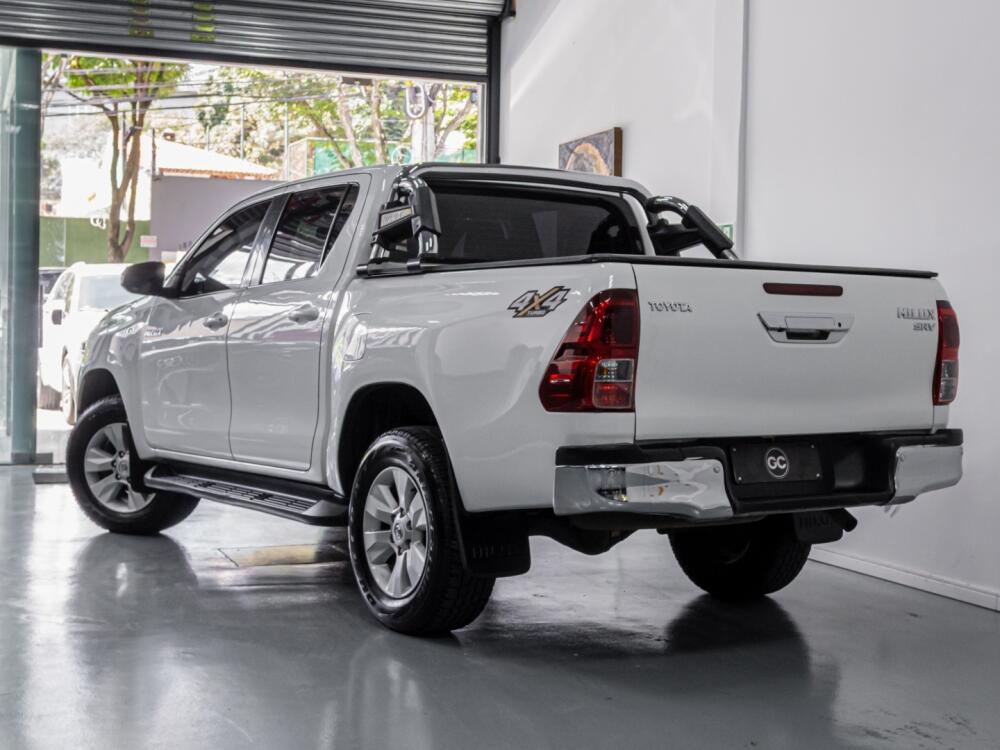 Toyota Hilux CD