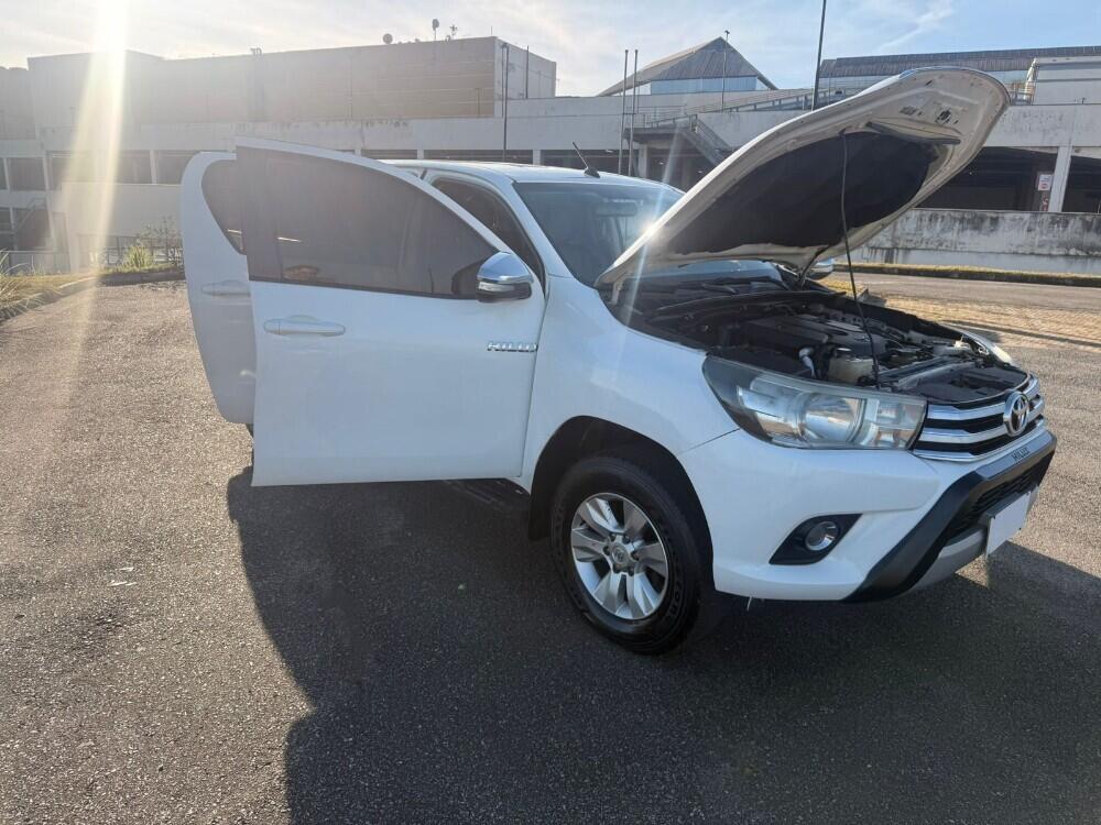 Toyota Hilux CD
