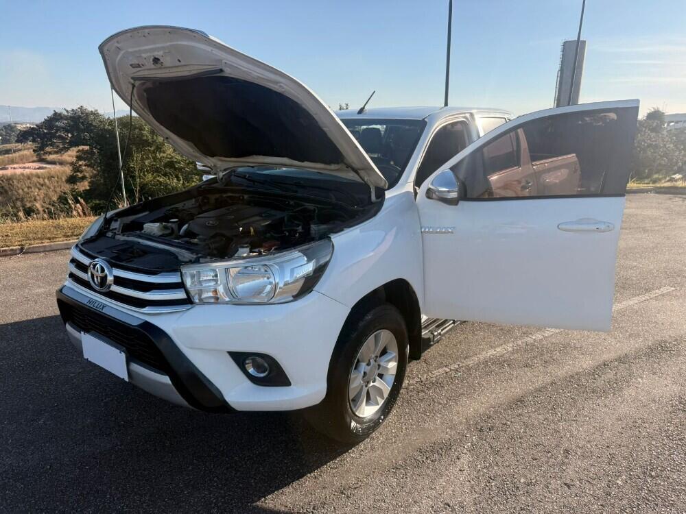 Toyota Hilux CD