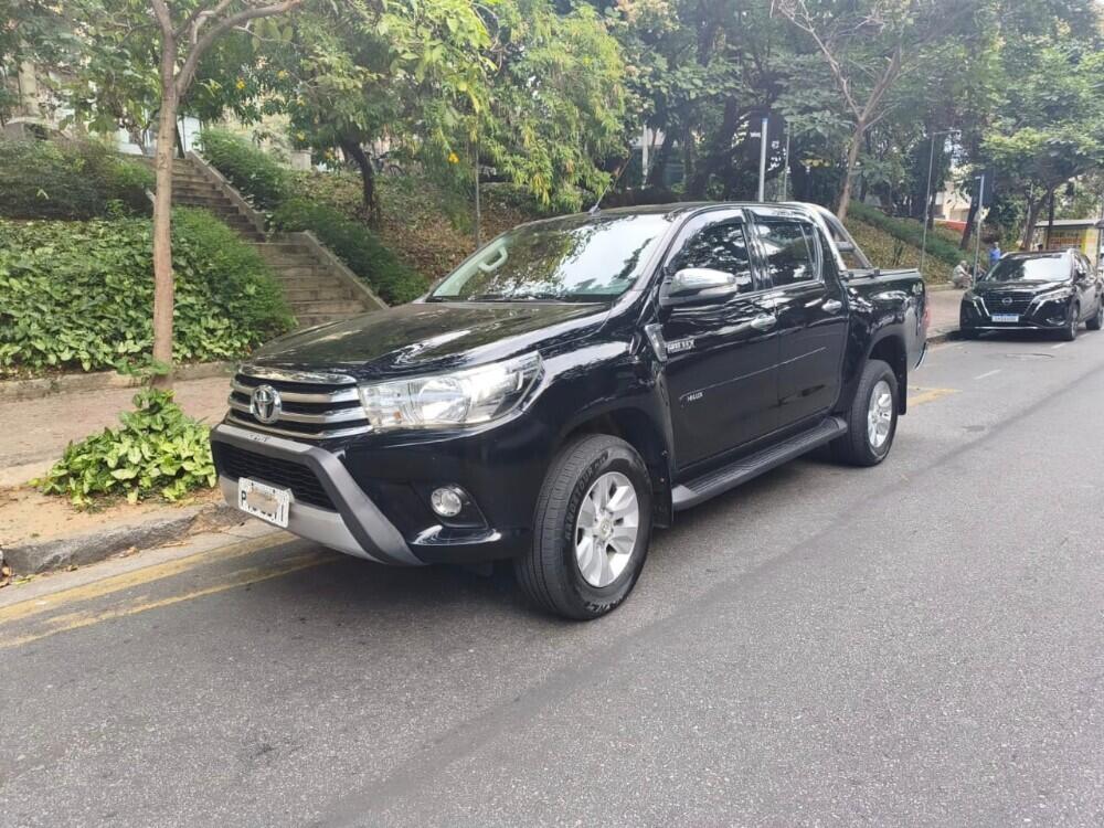 Toyota Hilux CD