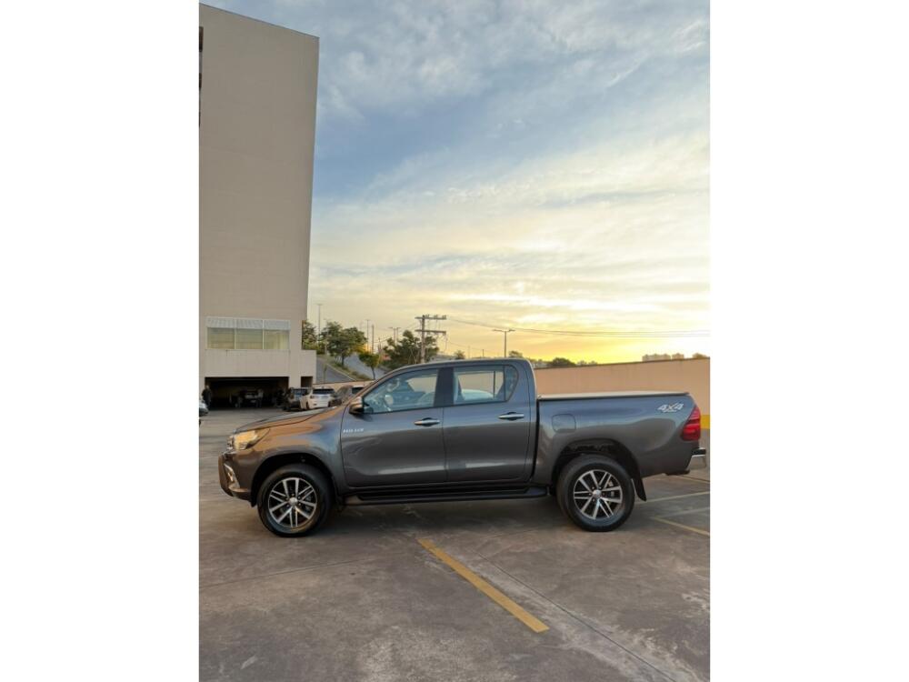Toyota Hilux CD