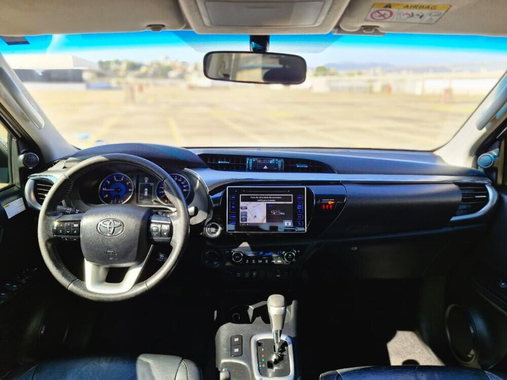 Toyota Hilux CD