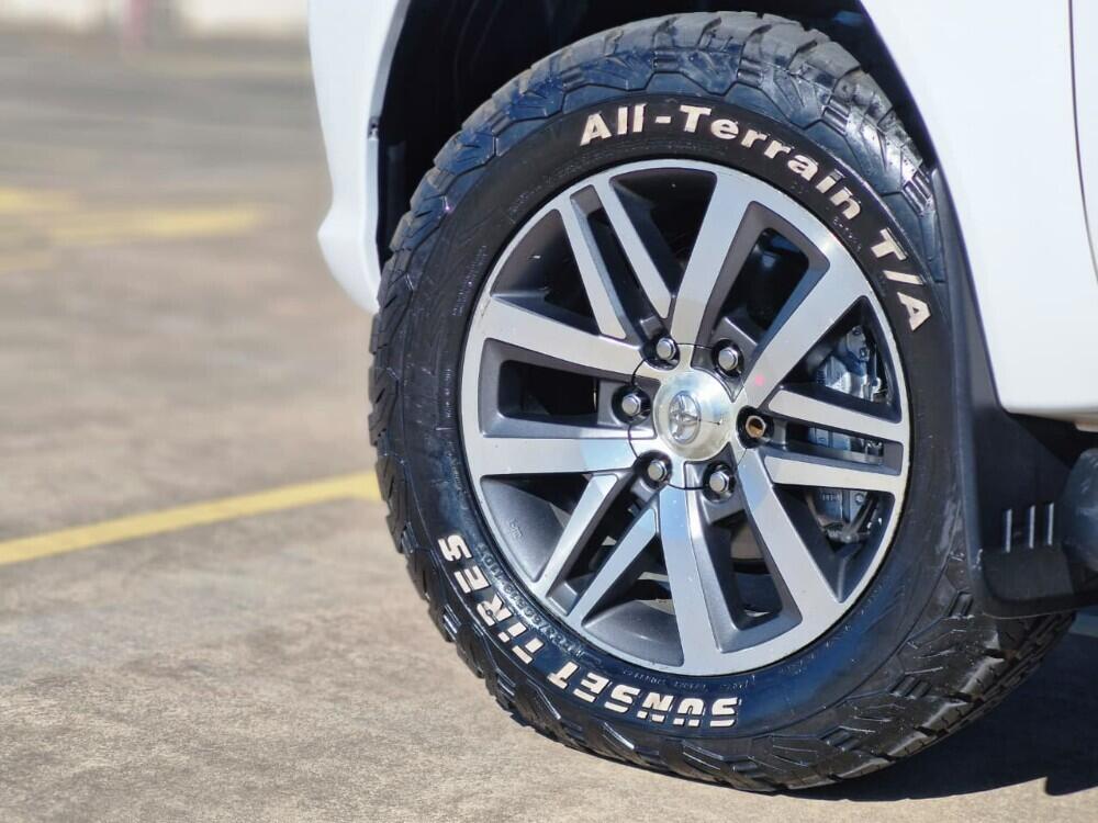 Toyota Hilux CD