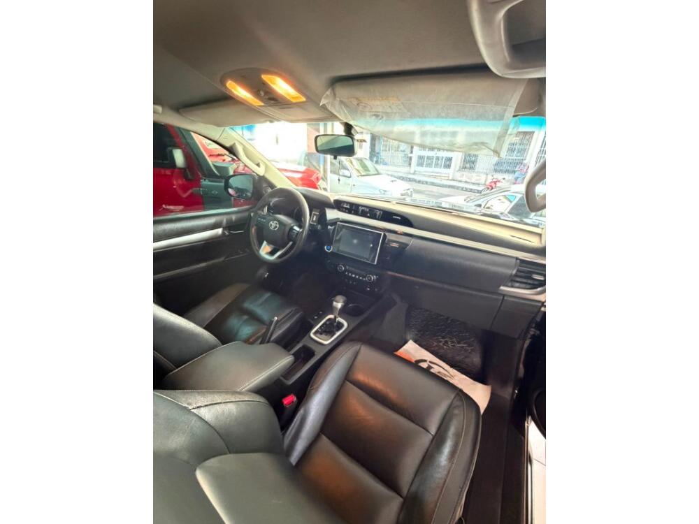 Toyota Hilux CD