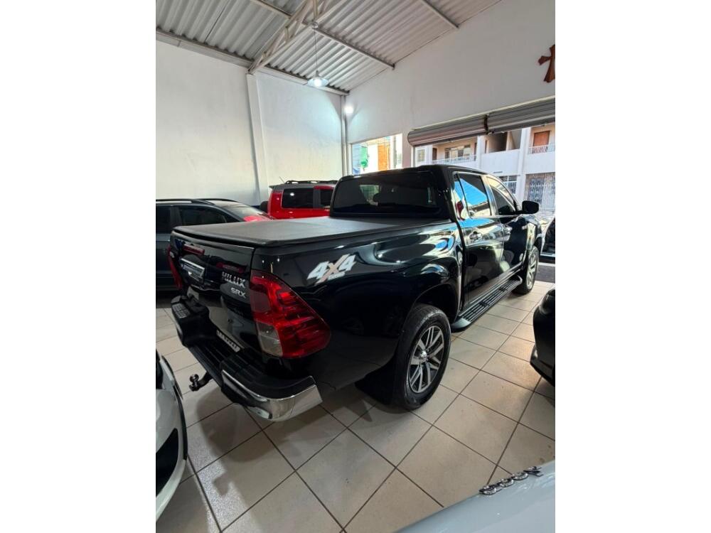 Toyota Hilux CD