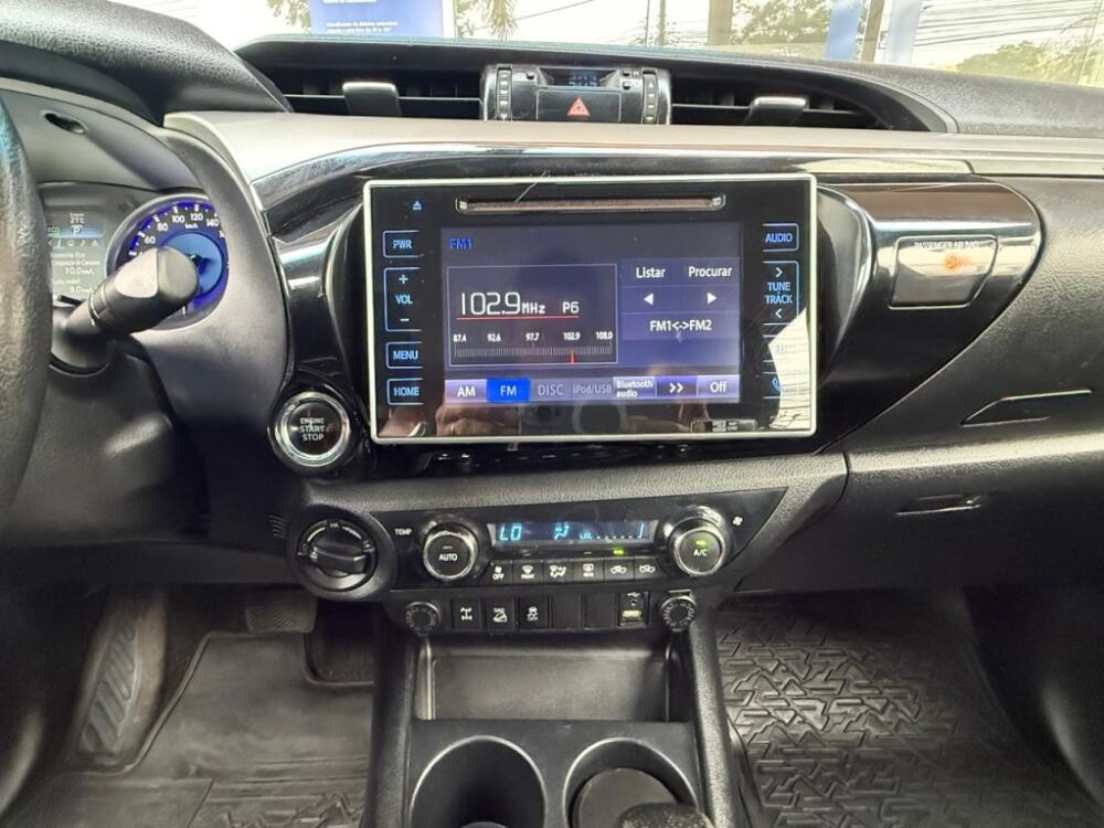 Toyota Hilux CD
