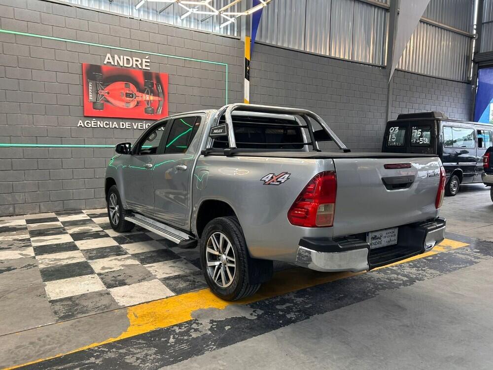 Toyota Hilux CD