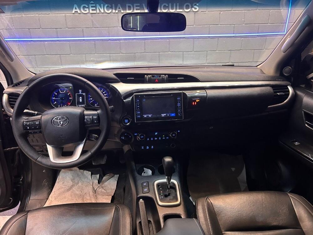 Toyota Hilux CD