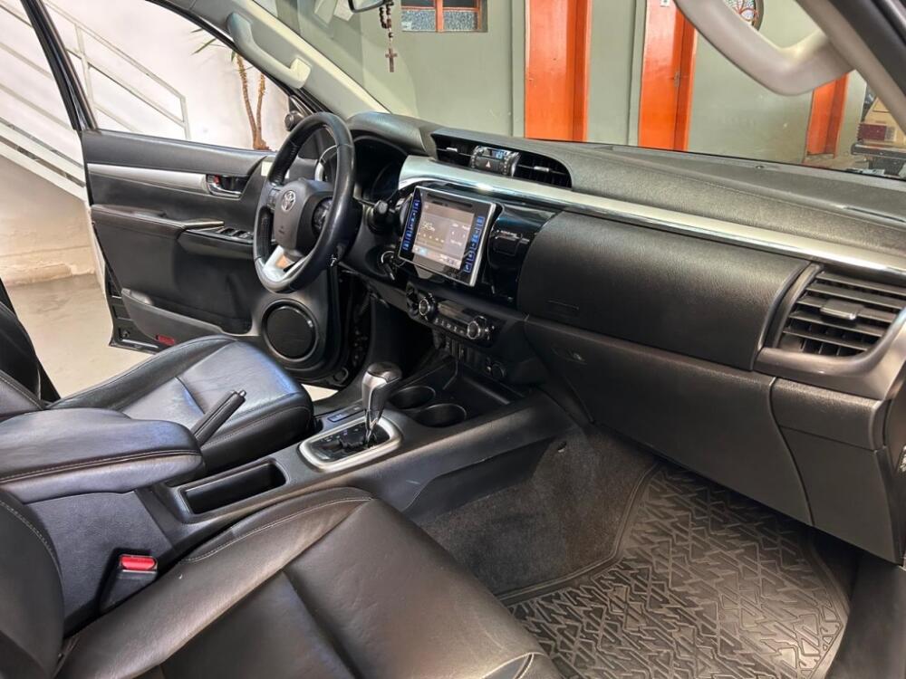 Toyota Hilux CD