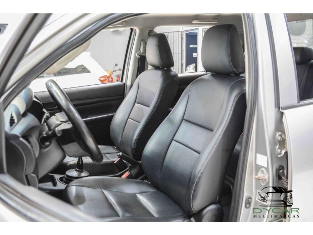 Toyota Hilux CD