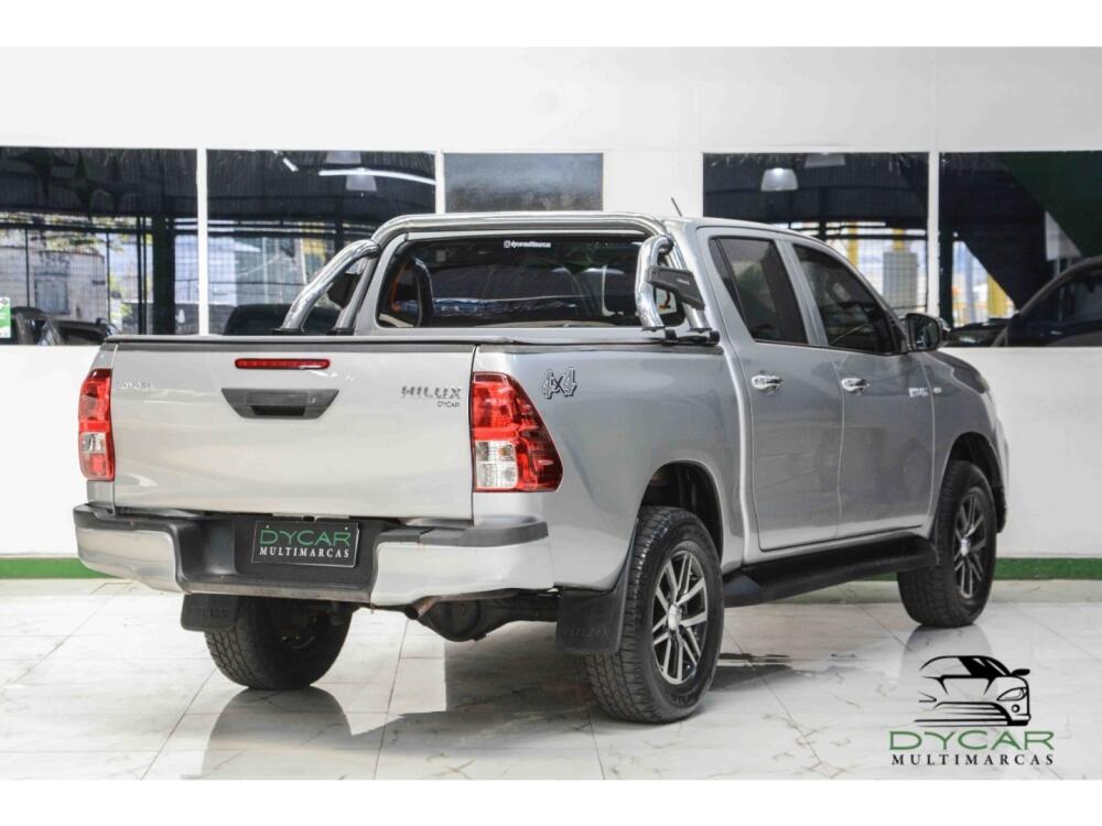 Toyota Hilux CD