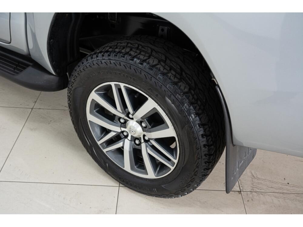 Toyota Hilux CD