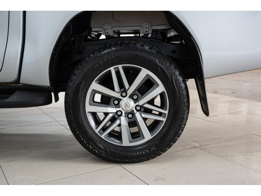 Toyota Hilux CD