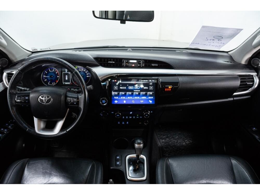 Toyota Hilux CD