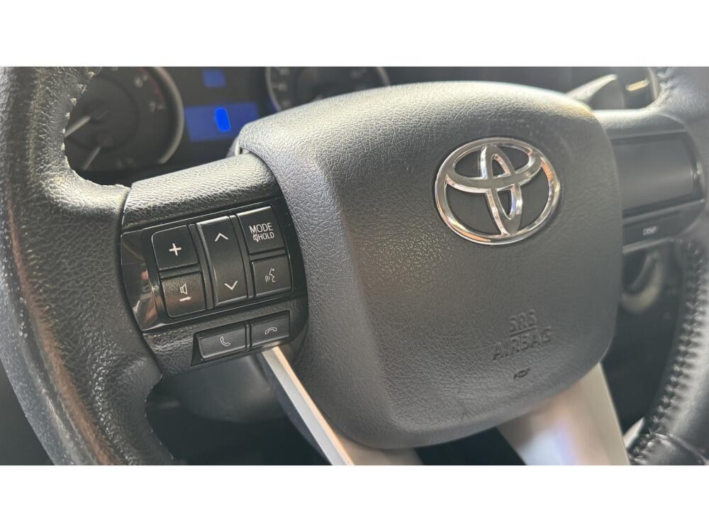 Toyota Hilux CD