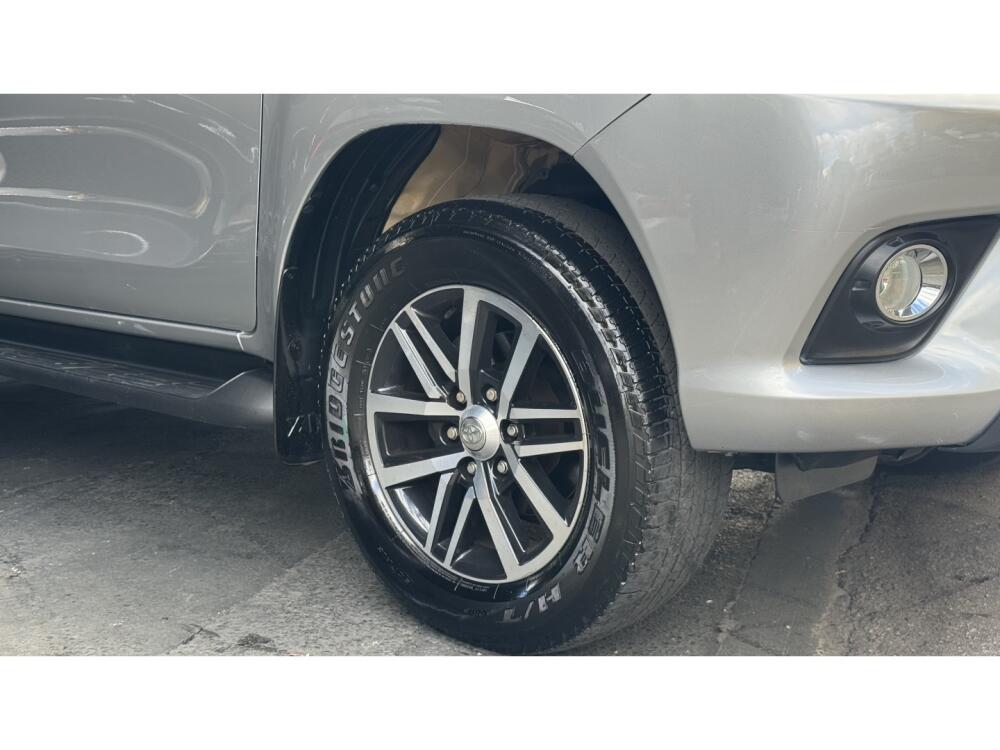 Toyota Hilux CD