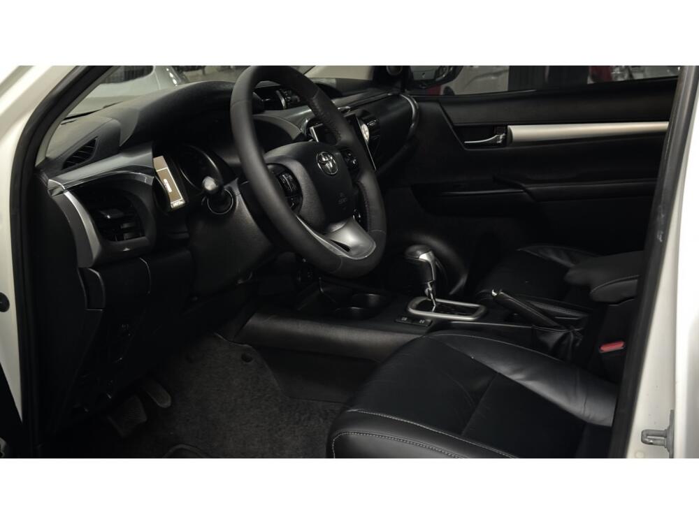 Toyota Hilux CD