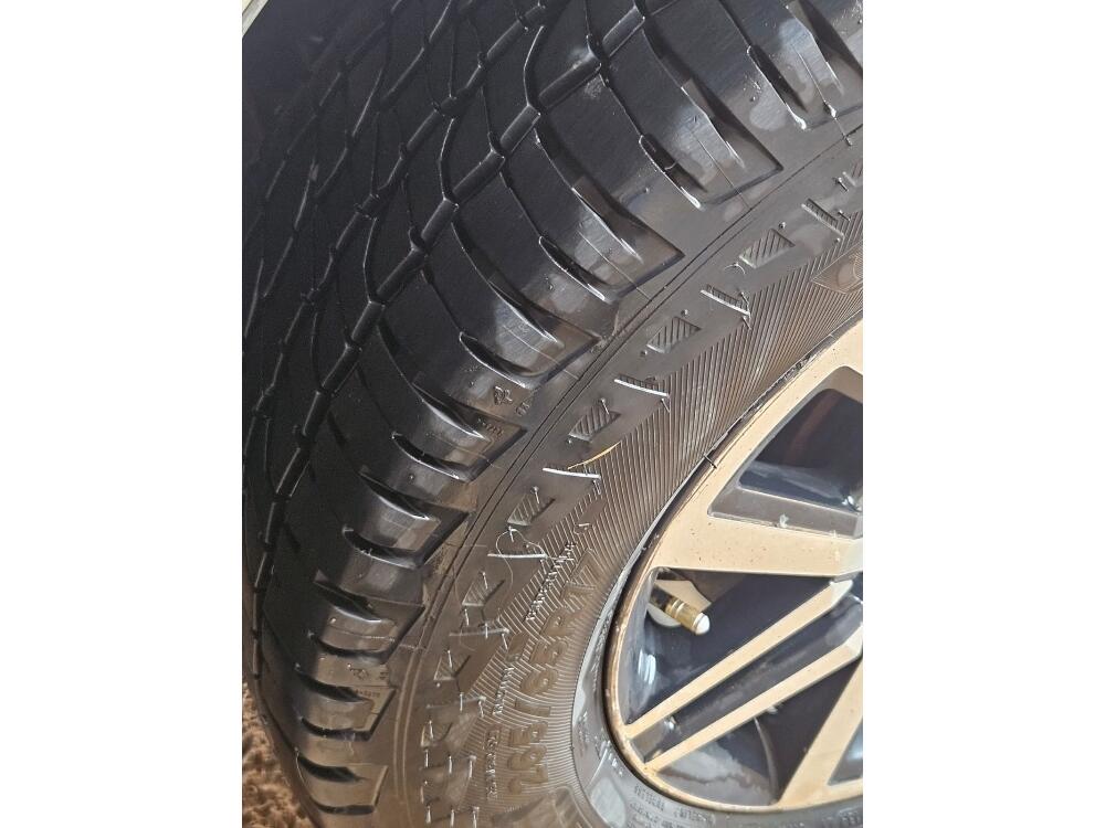 Toyota Hilux CD
