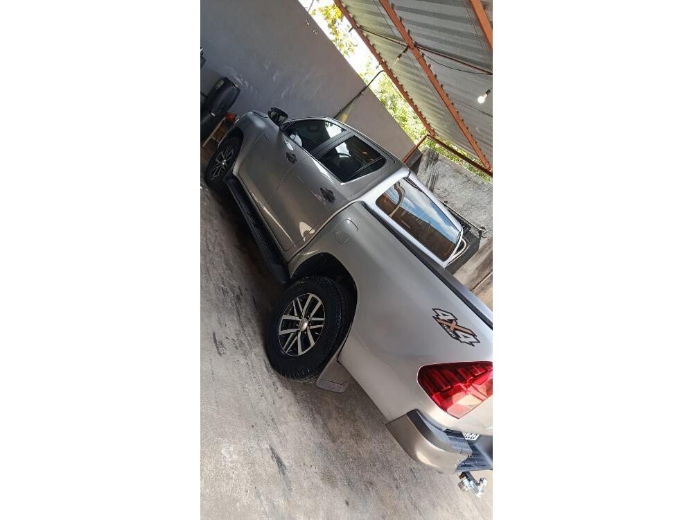 Toyota Hilux CD