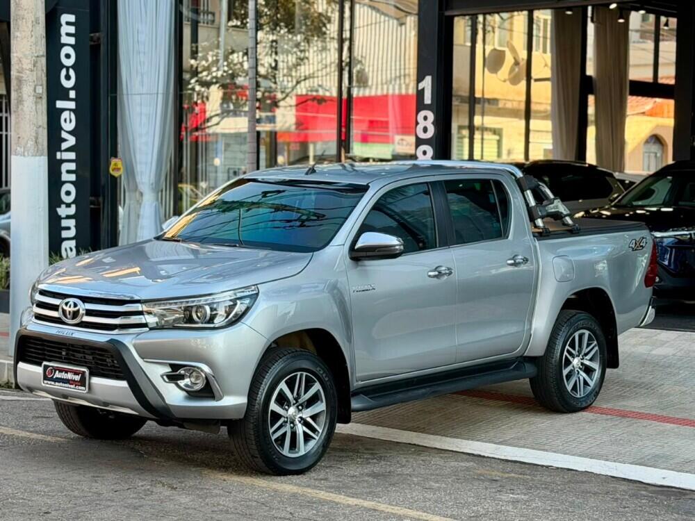 Toyota Hilux CD