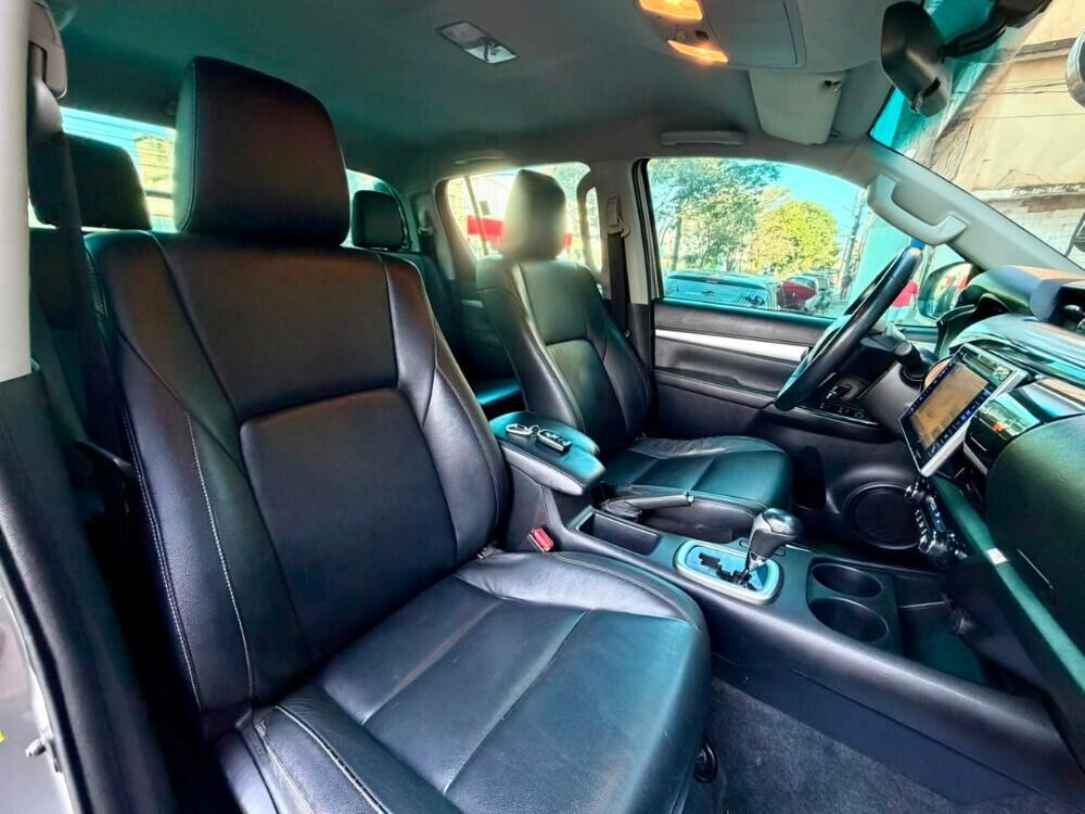 Toyota Hilux CD