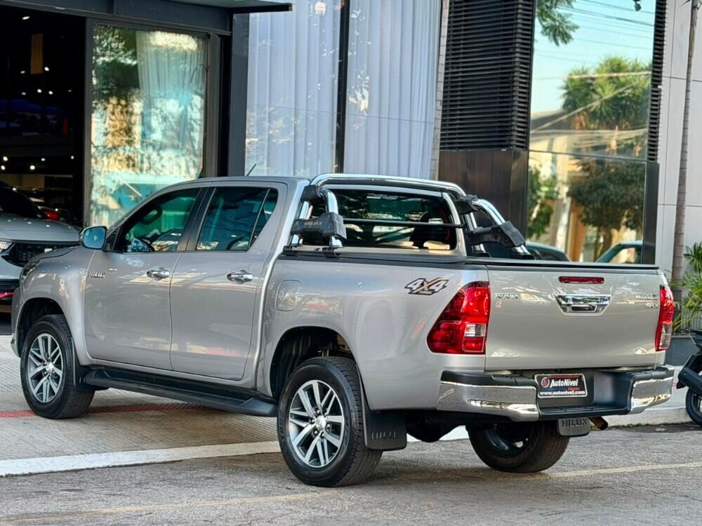 Toyota Hilux CD