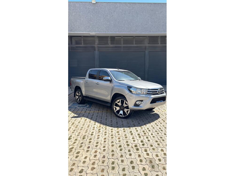 Toyota Hilux CD