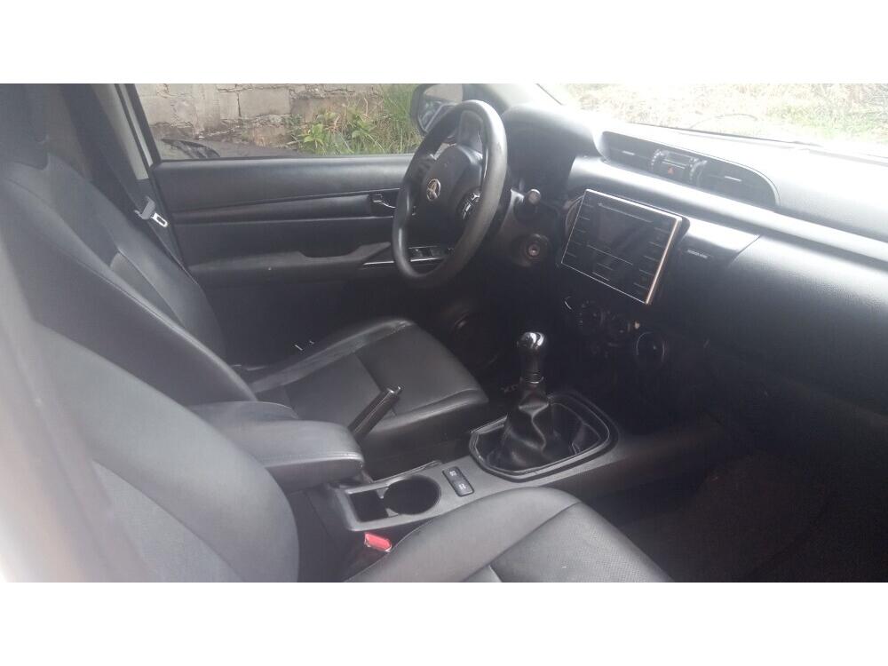 Toyota Hilux CD