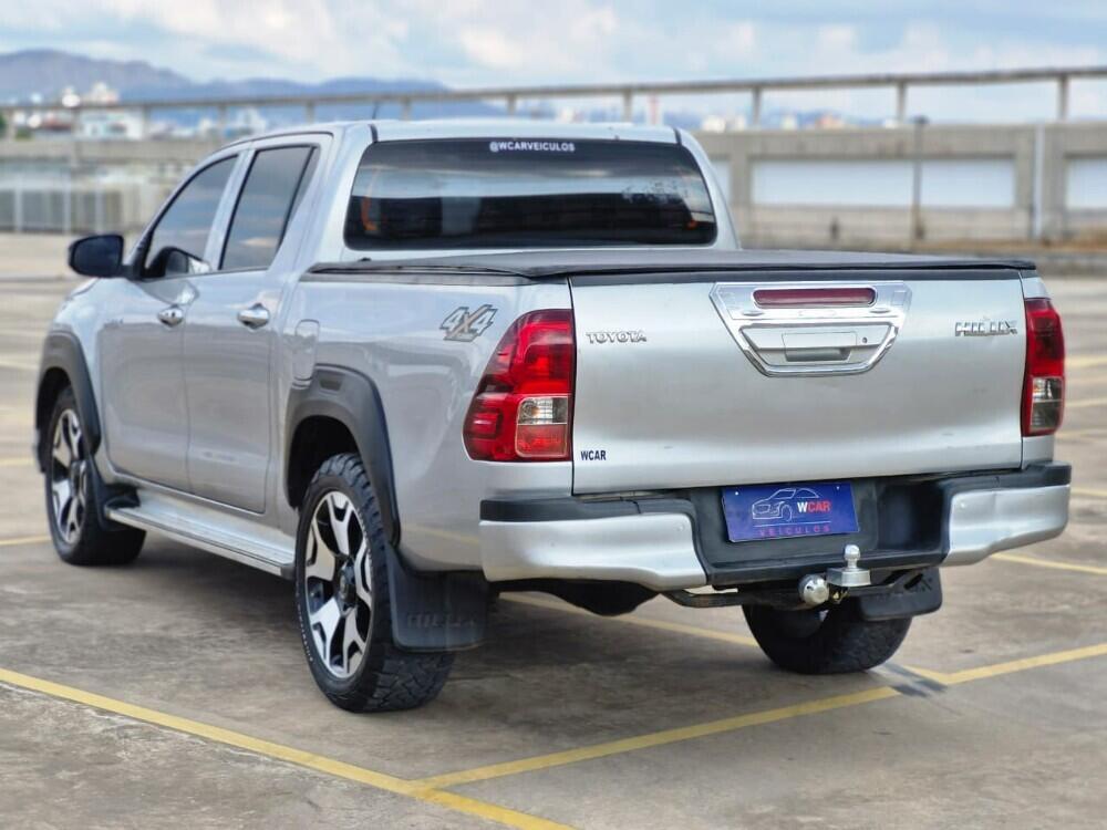 Toyota Hilux CD