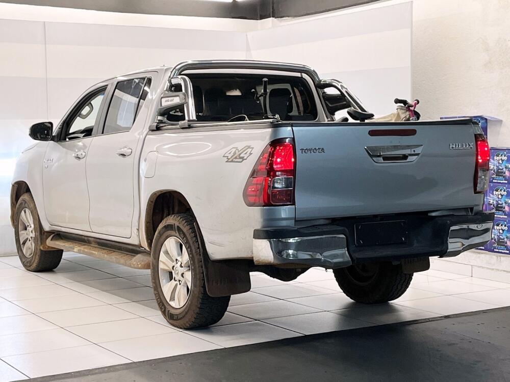 Toyota Hilux CD