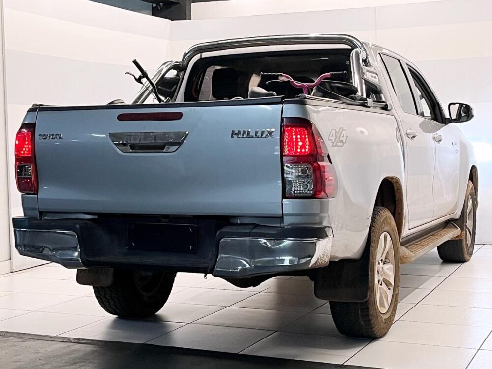 Toyota Hilux CD