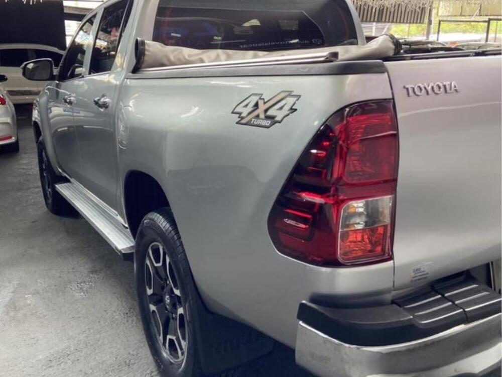 Toyota Hilux CD