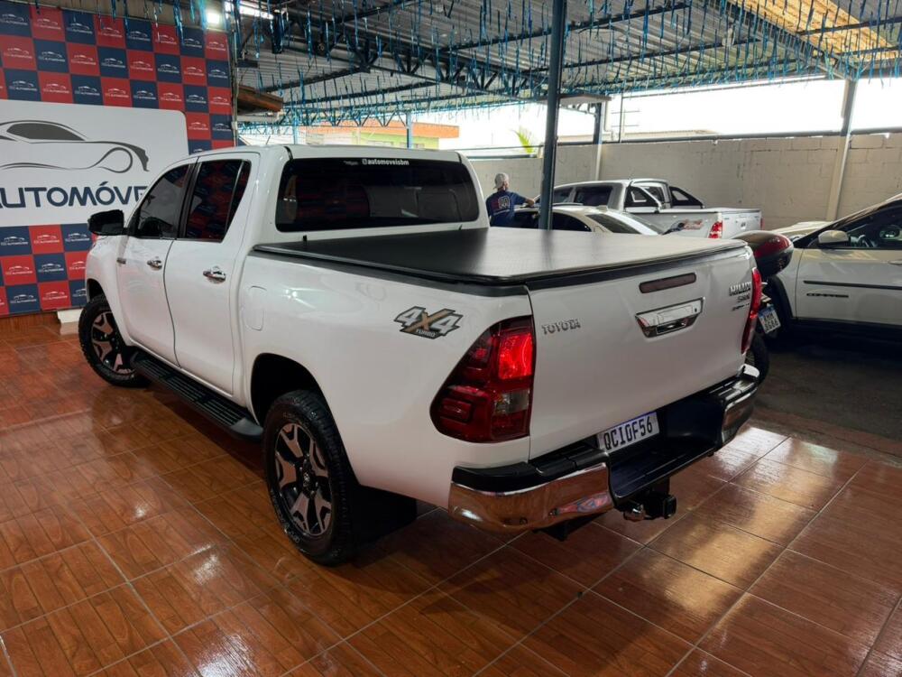 Toyota Hilux CD
