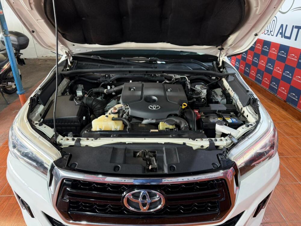Toyota Hilux CD