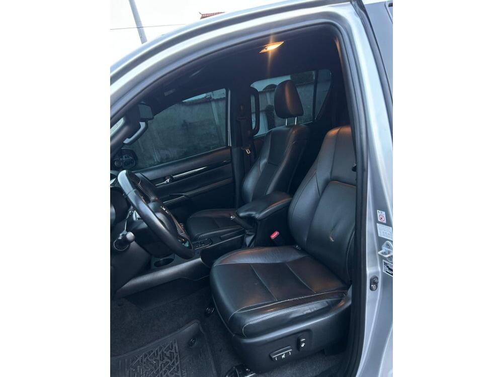 Toyota Hilux CD