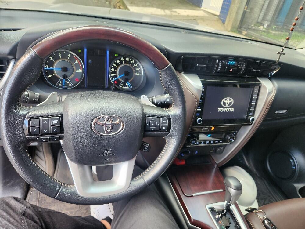 Toyota Hilux CD