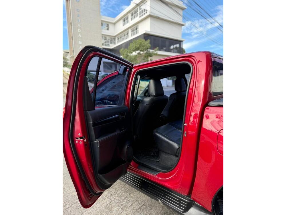 Toyota Hilux CD