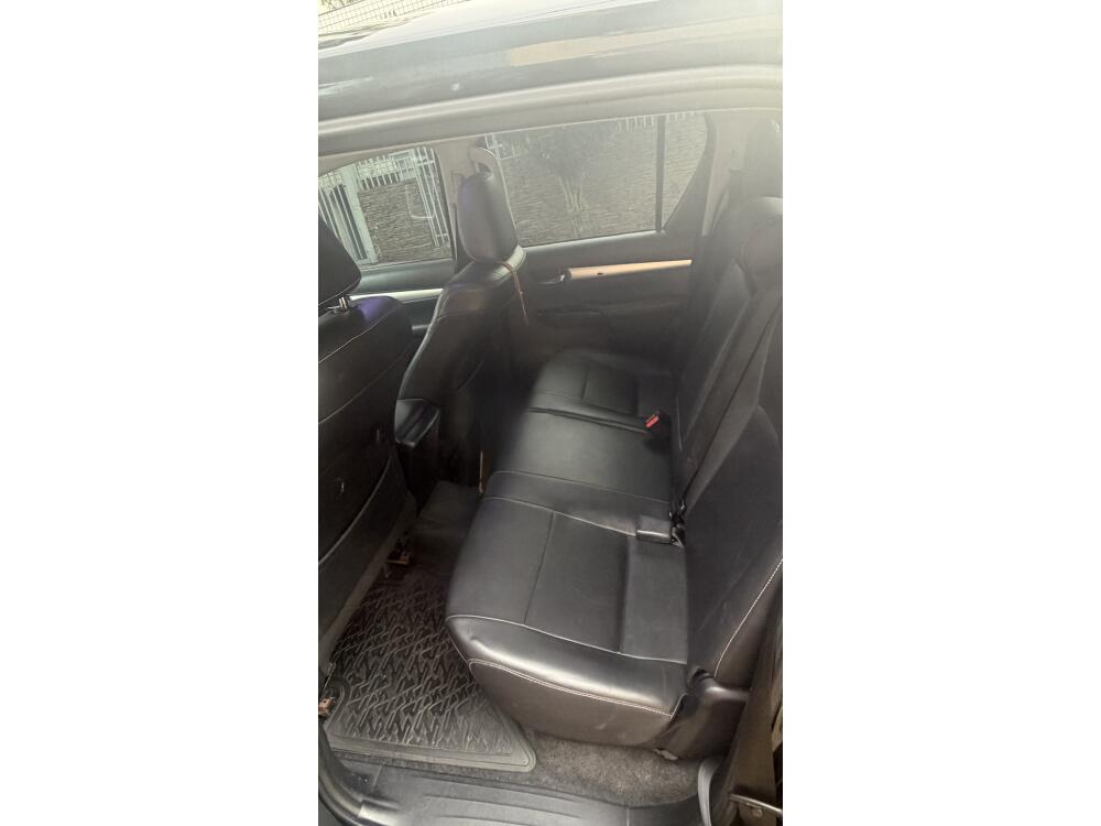 Toyota Hilux CD
