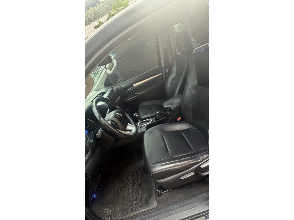 Toyota Hilux CD