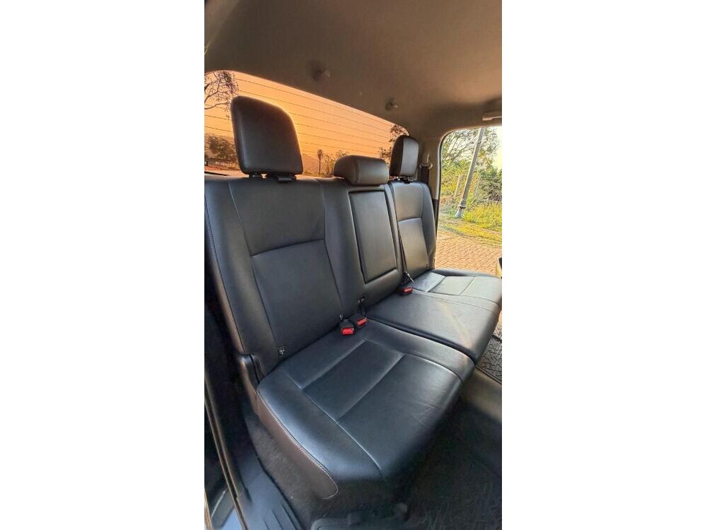 Toyota Hilux CD