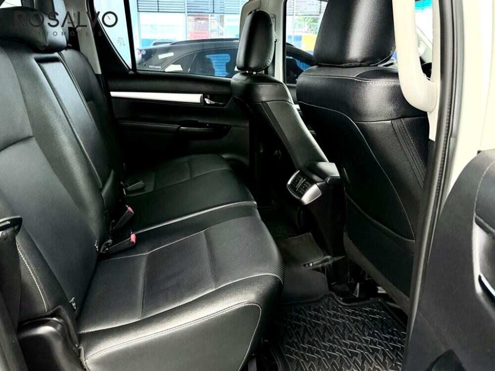 Toyota Hilux CD