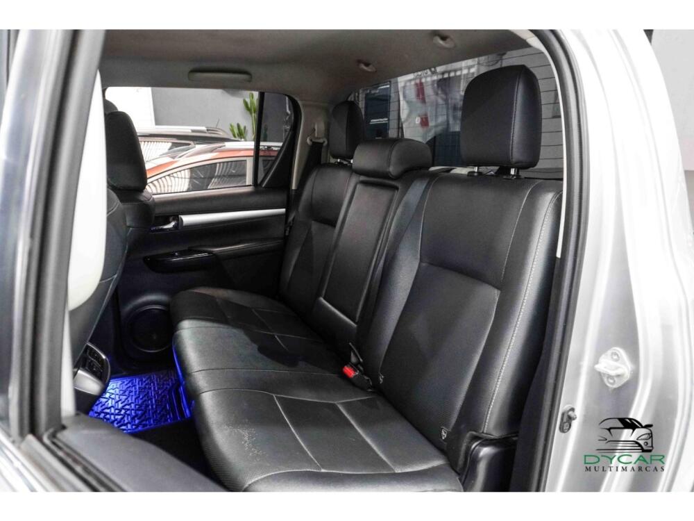 Toyota Hilux CD