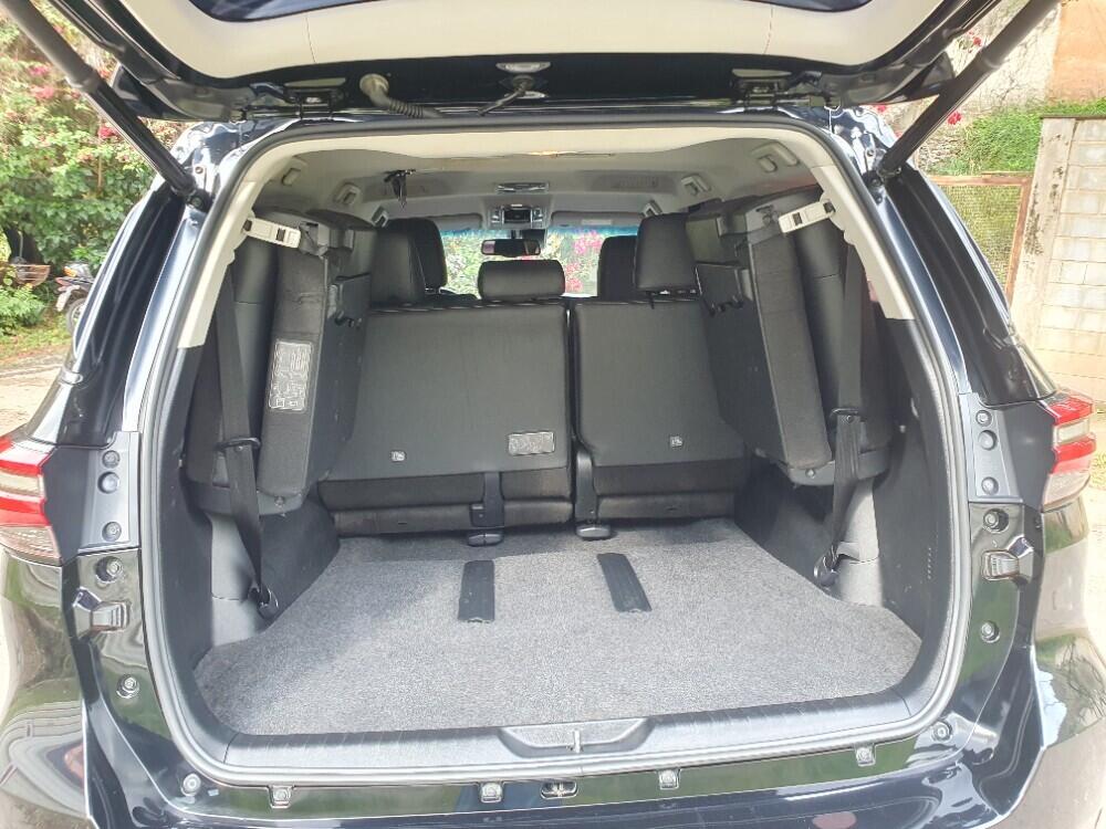 Toyota Hilux SW4