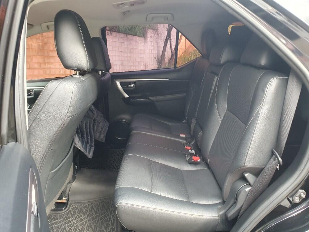 Toyota Hilux SW4