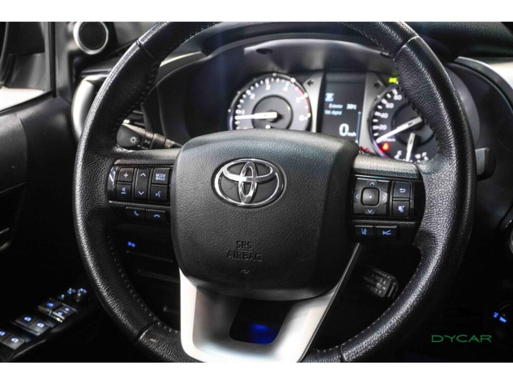 Toyota Hilux CD