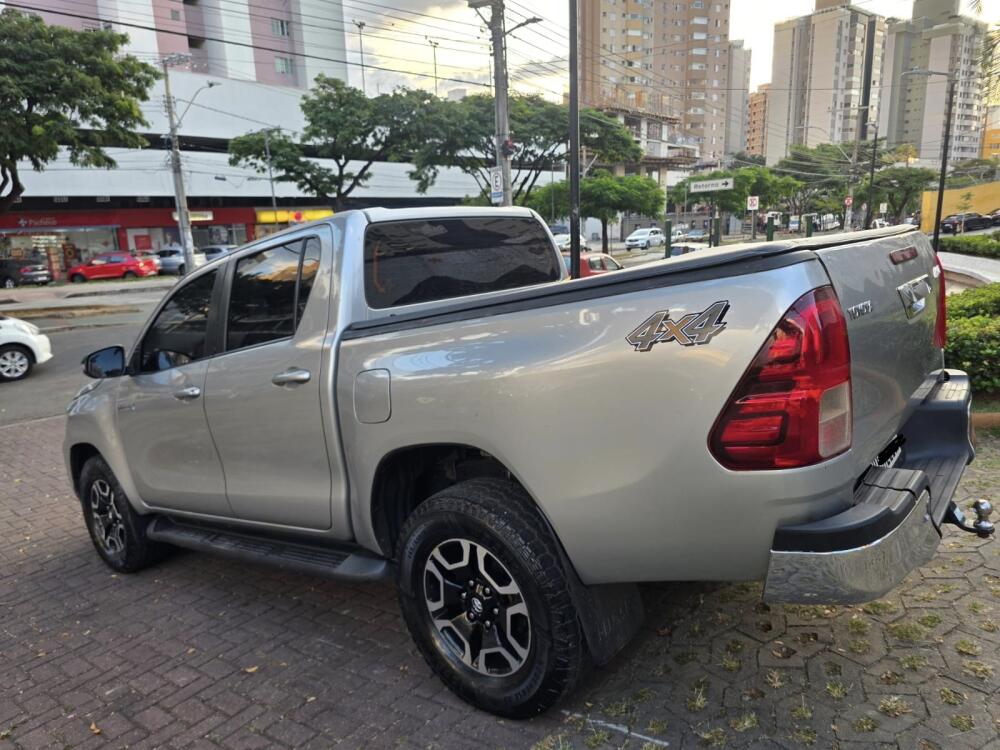 Toyota Hilux CD
